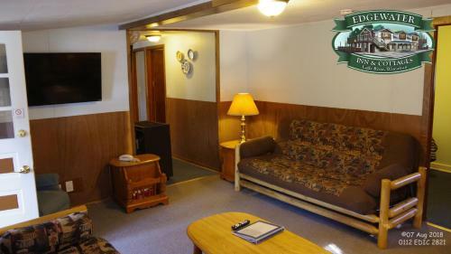 Posada Edgewater Inn & Cottages