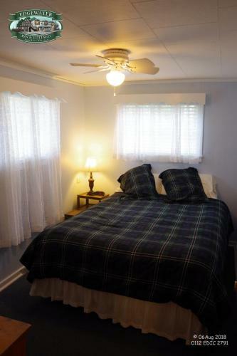 Posada Edgewater Inn & Cottages