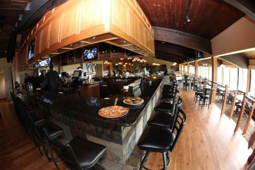 Hotel Chestnut Mountain Resort