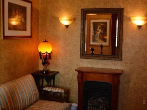 Bed & Breakfast Manayunk Chambers Guest House