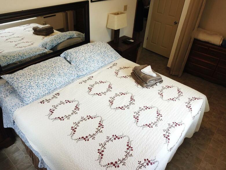 Bed & Breakfast Hawaiian Ohana Home