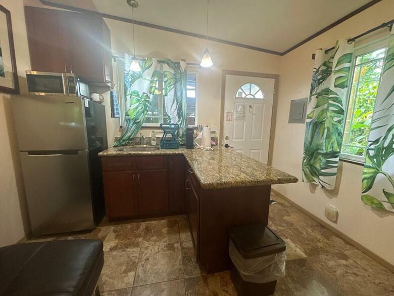 Bed & Breakfast Hawaiian Ohana Home