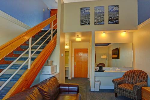 Hotel Land's End Resort