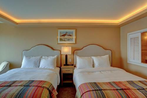 Hotel Land's End Resort