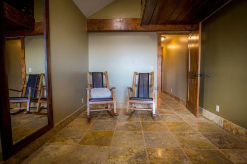 Baycrest Lodge