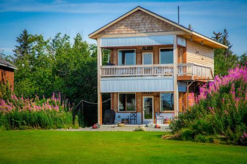Baycrest Lodge