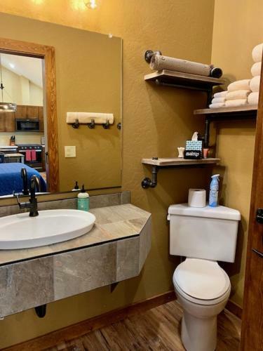 Baycrest Lodge