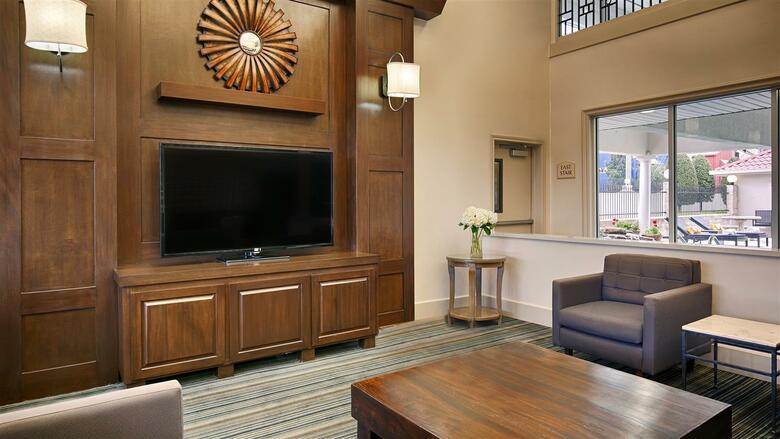 Hotel Best Western Plus Downtown Inn & Suites