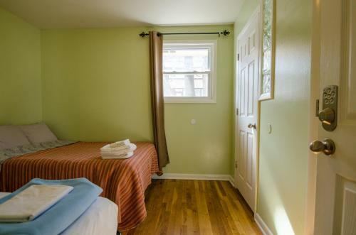 Music City Hostel