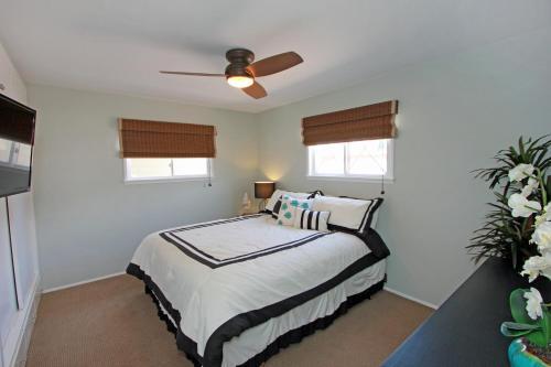 4801 Seashore Drive (68270)