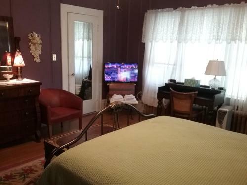Hanover House Bed And Breakfast