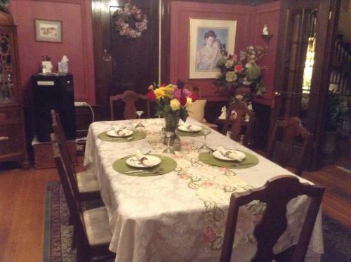 Hanover House Bed And Breakfast