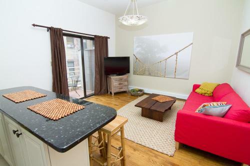 Gramercy Superior Apartments