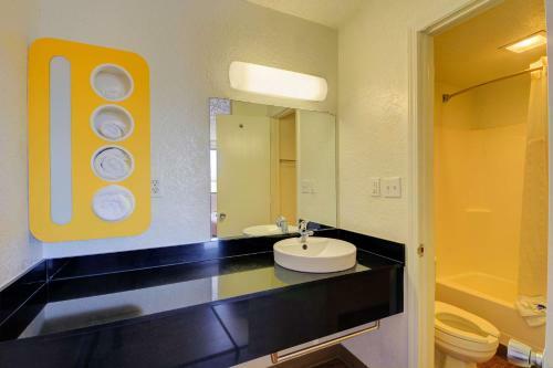 Hotel Motel 6 Oklahoma City North - Frontier City