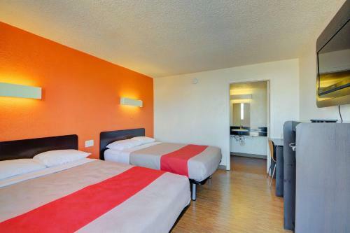 Hotel Motel 6 Oklahoma City North - Frontier City