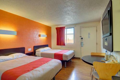 Hotel Motel 6 Oklahoma City North - Frontier City