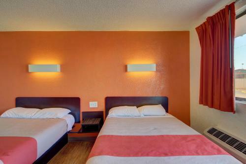 Hotel Motel 6 Oklahoma City North - Frontier City