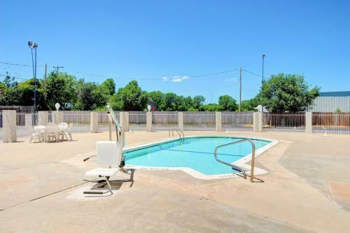 Hotel Motel 6 Oklahoma City North - Frontier City