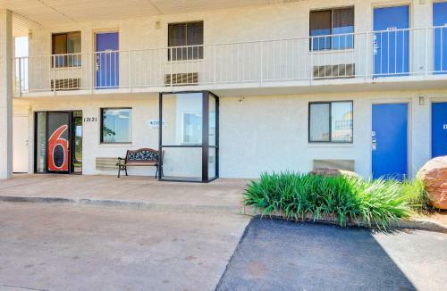 Hotel Motel 6 Oklahoma City North - Frontier City