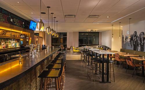 Renaissance Raleigh North Hills Hotel