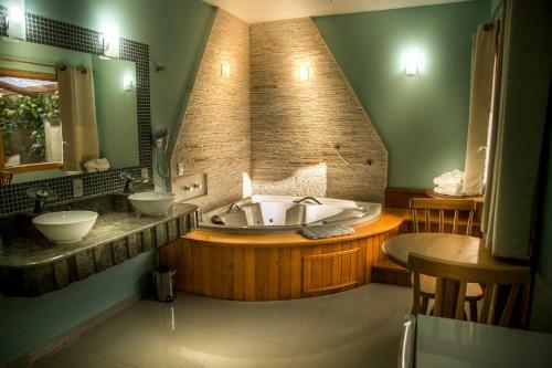 Hotel Guanxi