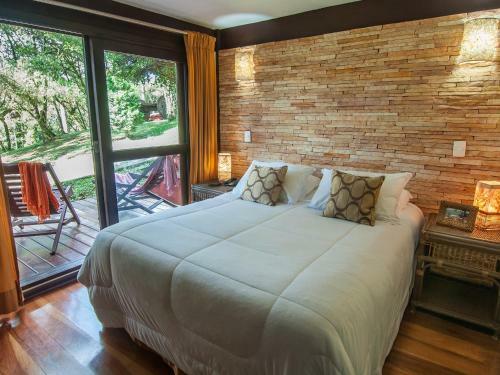 Hostal Pousada Jardim Das Montanhas