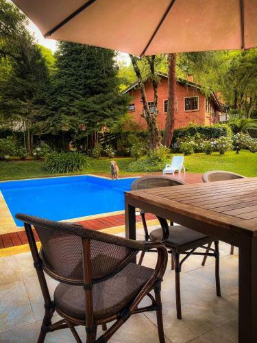 Hostal Pousada O Cantinho Da Raposa