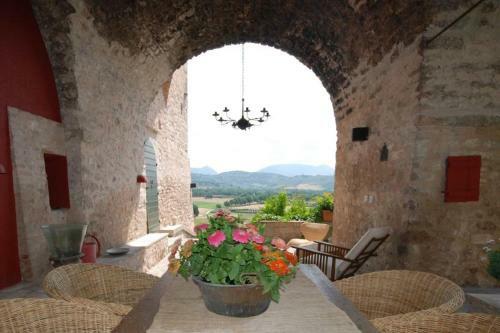 Spello Villa Sleeps 6 Pool Air Con Wifi