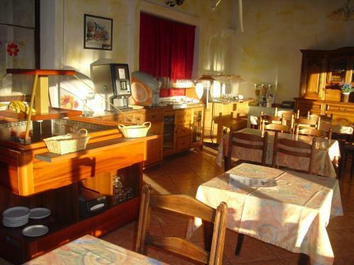 Hotel H�tel Les Mimosas