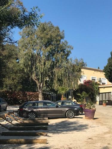 Hotel H�tel Les Mimosas