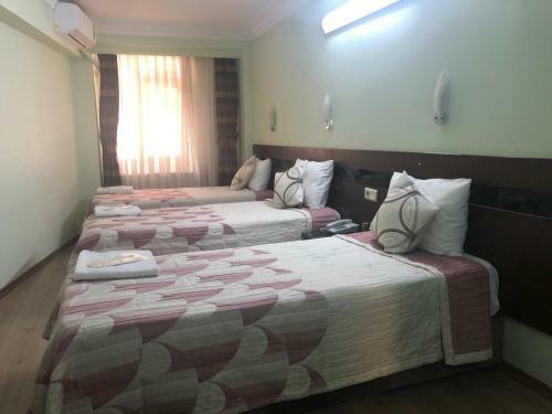Hivas Hotel