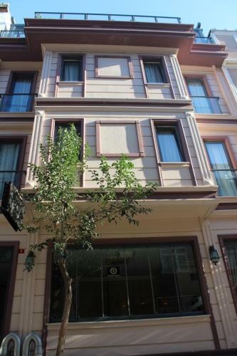 Stanpoli Hostel