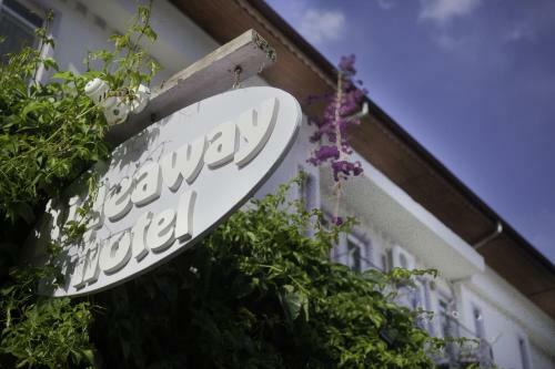 Hotel Hideaway