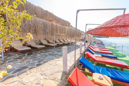 Amphora Hotel