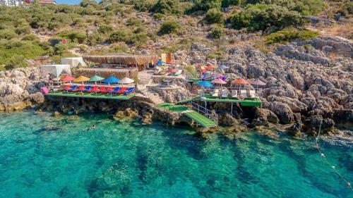 Amphora Hotel
