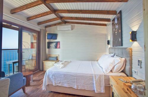 Sunset Villa Hotel