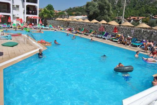 Hotel Club Ekinci Palace