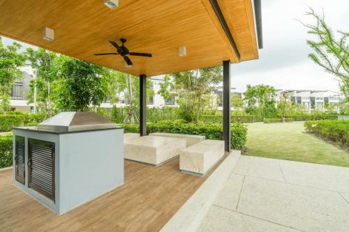Laguna Park Villa