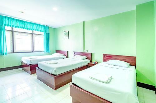Posada Woodlands Inn