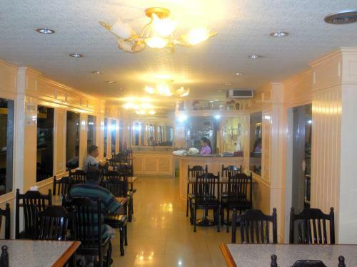 Posada Woodlands Inn