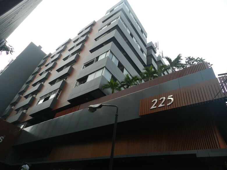 Hotel Nanatai Suites