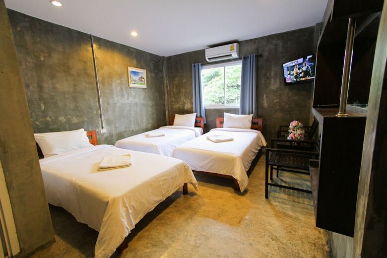 Hotel At Smile House