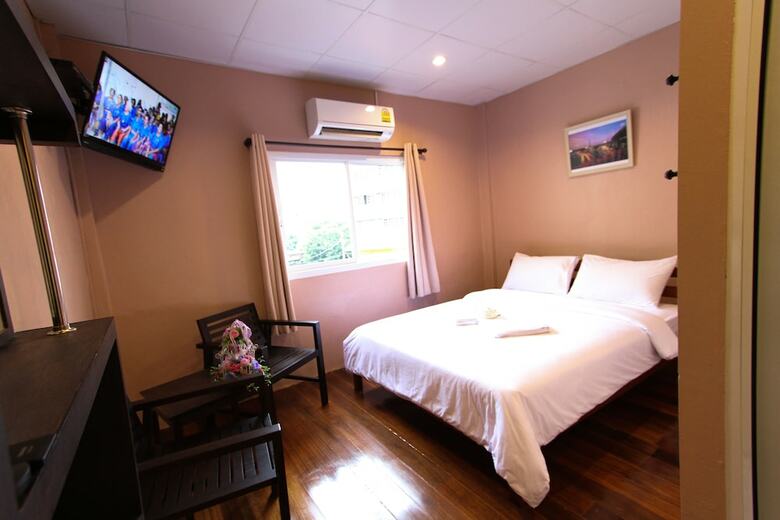 Hotel At Smile House