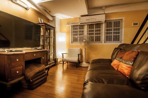 Thai Thai Hostel