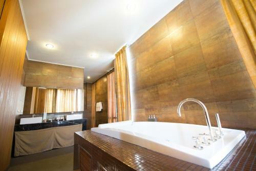 Hotel Sukhothai Treasure Resort & Spa