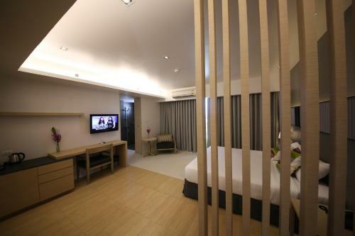 Hotel The Sun Xclusive