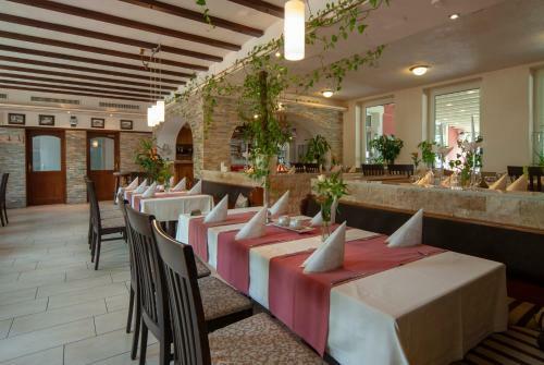 Hotel Gasthaus Zum Zecher