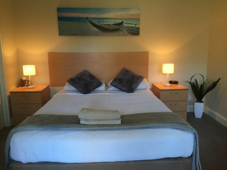Motel The Nosh & Nod - Howick Street