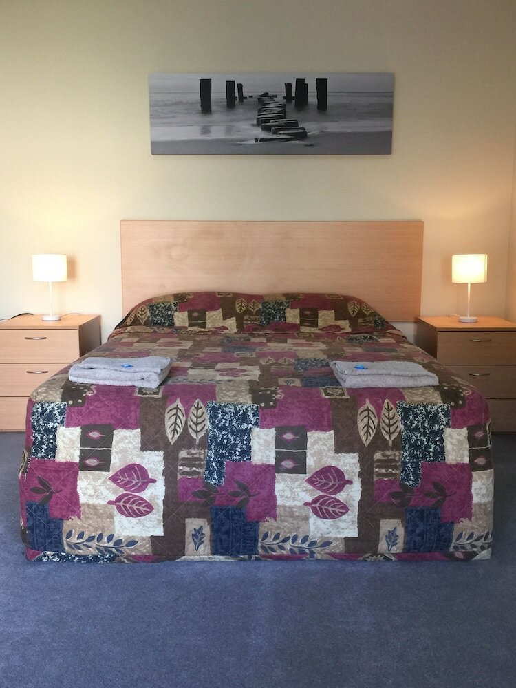 Motel The Nosh & Nod - Howick Street