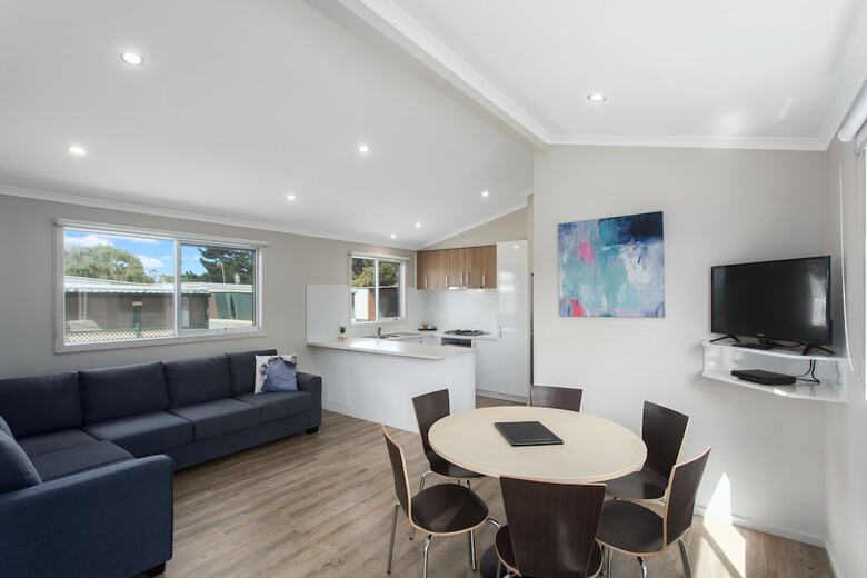 Victor Harbor Holiday & Cabin Park